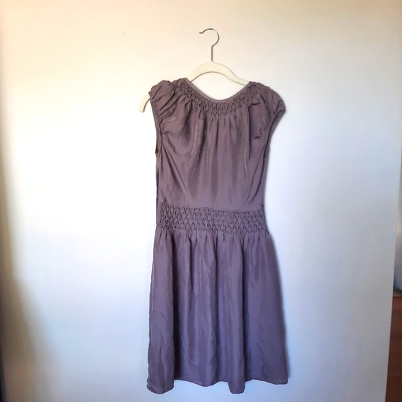 Banana Republic plum colored 100% silk dress sz 2 - Picture 4 of 5